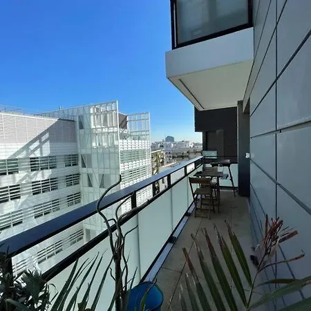 Cosy With Balcony Eiffel Tower View Apartament
