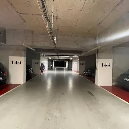 Appartement Cosy With Balcony Eiffel Tower View *